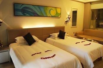 Century Sailboat Apartment Hotel 르자오 외부 사진